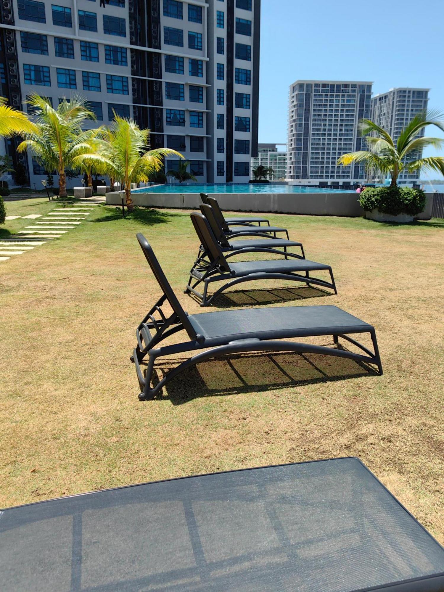 קוטה קינבלו Jesselton Quay By Miraton Lodge 1 מראה חיצוני תמונה